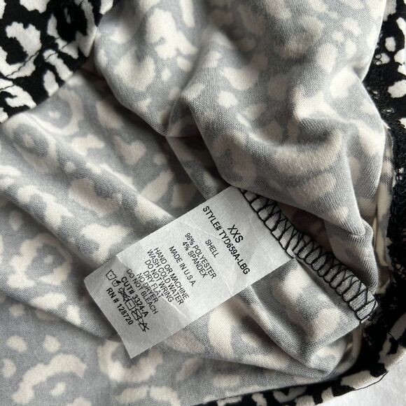 Francesca’s Dee Elly Arica Leopard Print Tee Black/White XXS - Picture 6 of 7